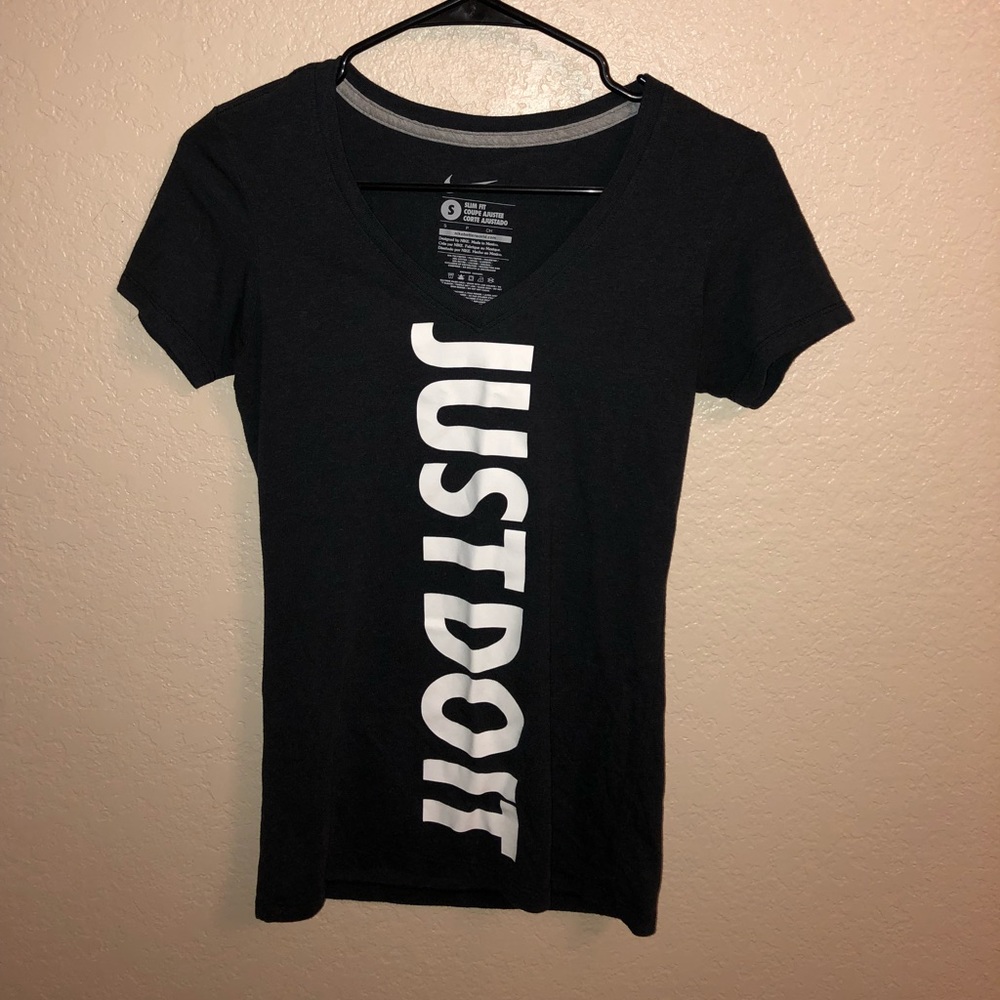 NWOT Nike Shirt